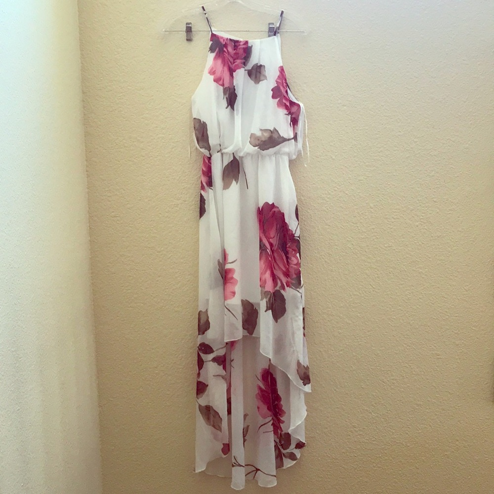 Beautiful silky rose dress 💕
